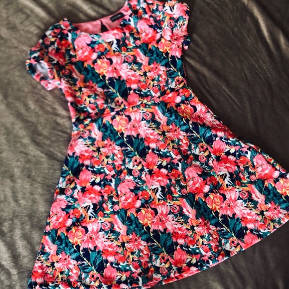 Girls Floral Dress - Picture 1 of 5